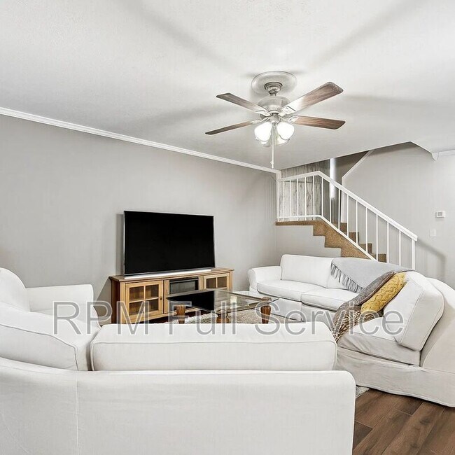 Photo - 810 Bellevue Rd Unit APT 175