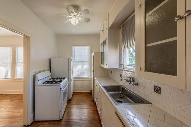 Photo - 112 E Norwood Ct Unit 02