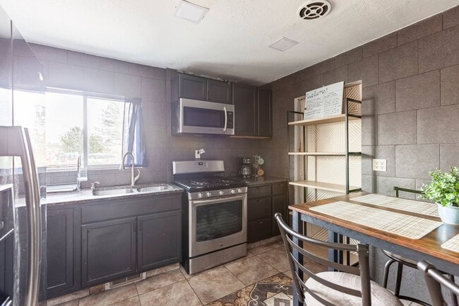 Photo - 3191 W Tess Ave