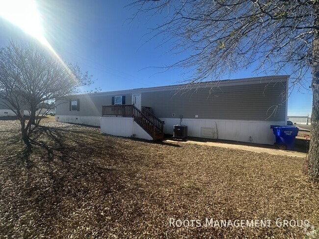 Building Photo - Home Available to Lease - Apply Today! Unit 1144