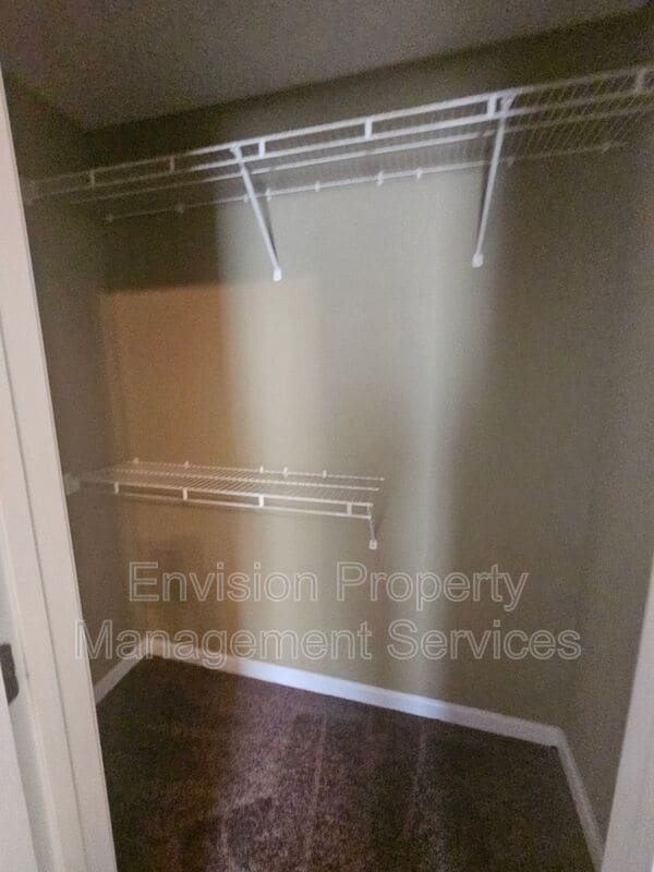 Photo - 2738 Old S Dr