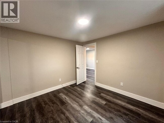 Photo - 142 FOURTH Avenue Unit# 1B Unit 1B