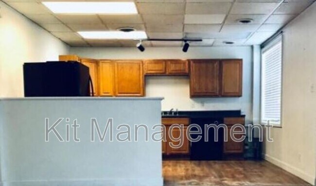 Photo - 6222 Hill Ave Unit A (LOWER)