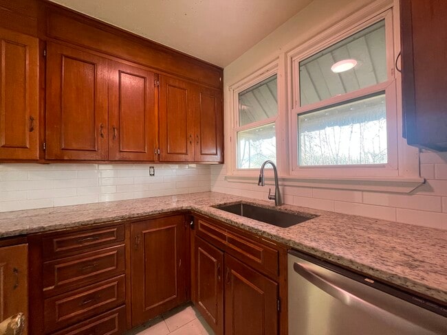 Photo - 404 N Atlanta St