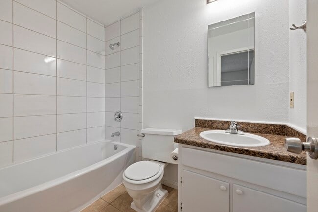 Building Photo - 22727 Smokey Hill Dr