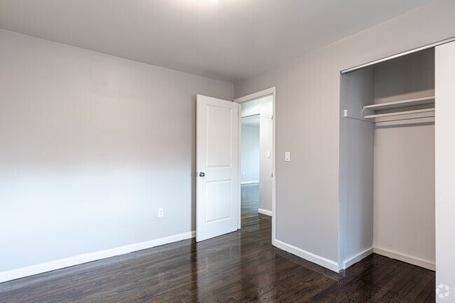 2BR, 1BA- Bedroom