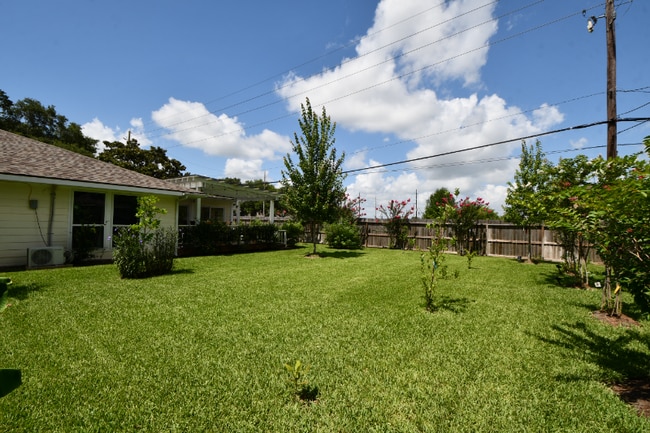 Photo - 162 Camellia St