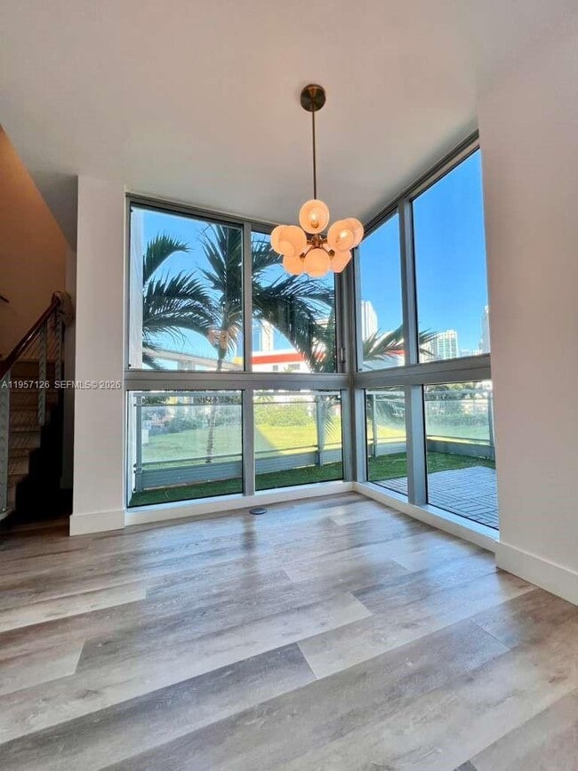 Photo - 90 SW 3rd St Unidad TH300A