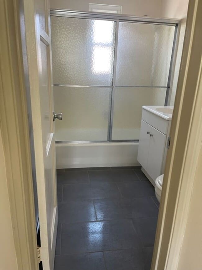 Photo - 5517-5519 Inglewood Blvd. Unit 5517 1/2