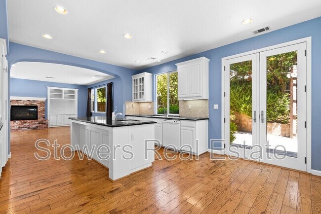 Photo - 1108 Bellingham Square