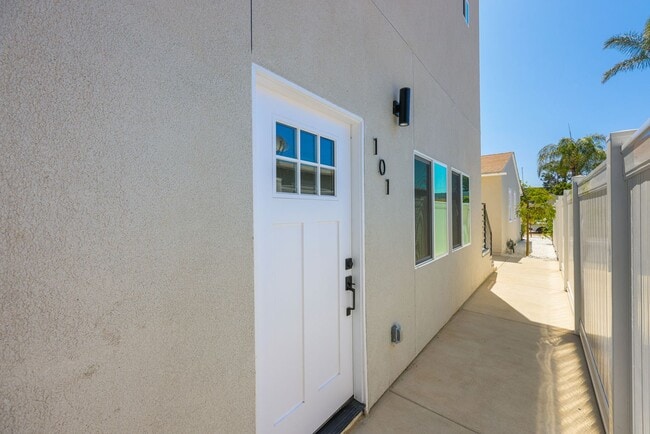 Photo - 4345 Bancroft St Unit 101