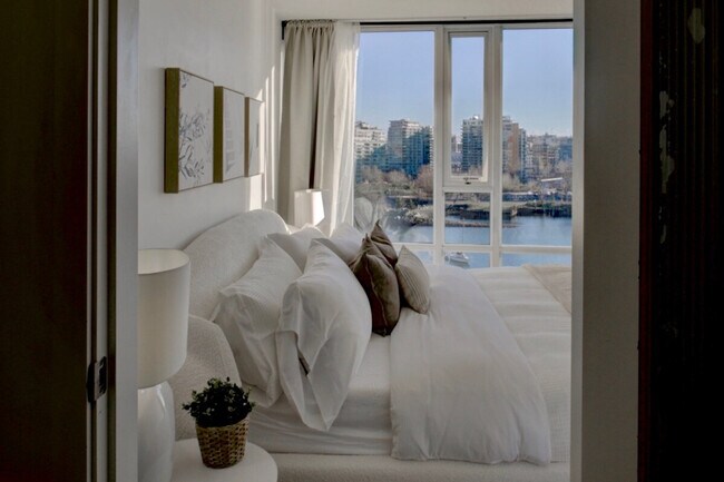 Photo - 918 Cooperage Way Unit ID1345512P