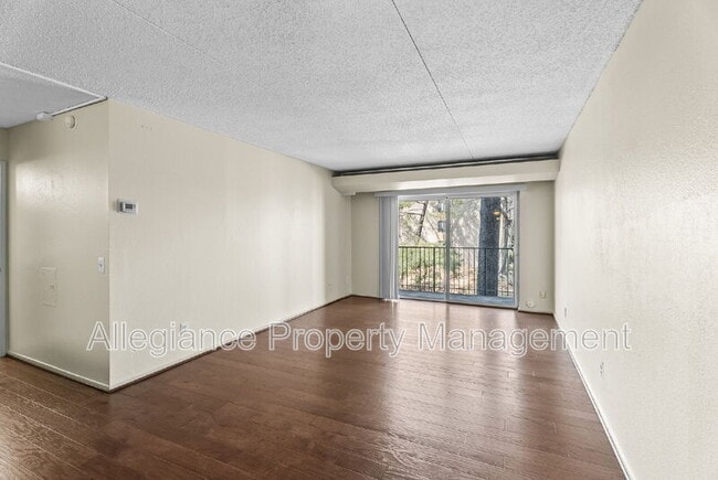 Photo - 60 S Van Dorn St