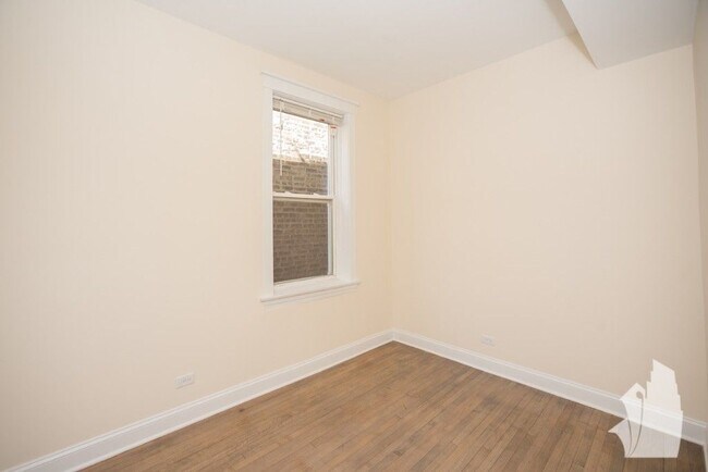Photo - 2814 N Troy St Unit 3f