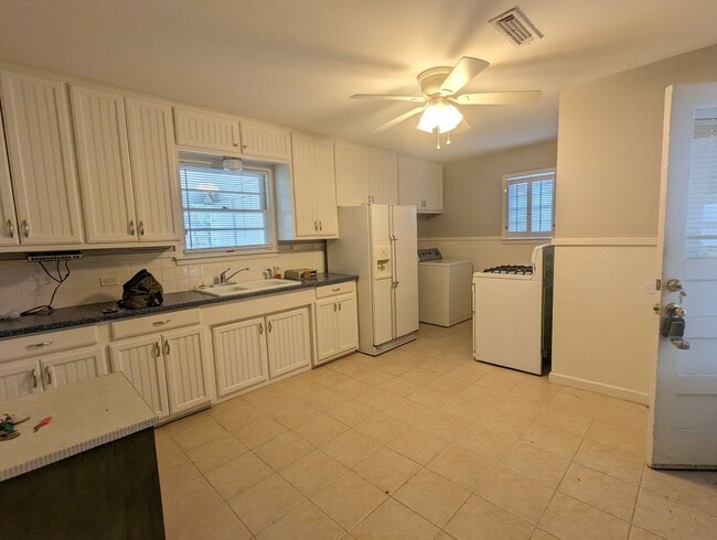 Photo - 3 Bed 1 Bath, Arkansas Side