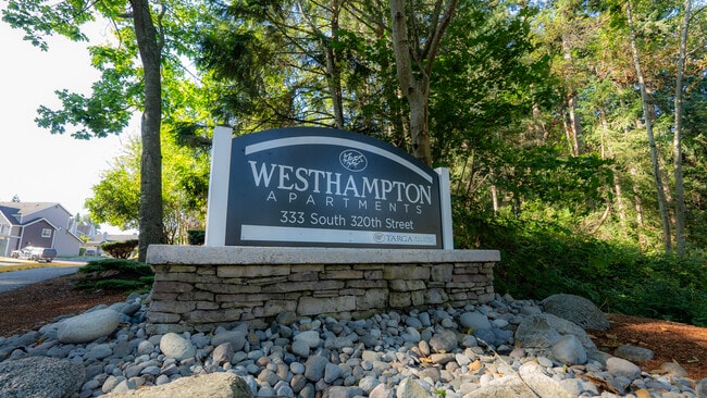 Building Photo - Westhampton Rental