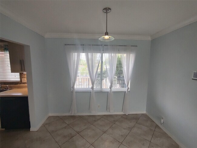 Photo - 3030 NE 5th Terrace Unit 11