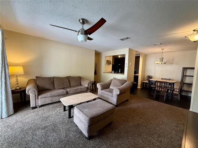 Photo - 3705 SW 27th St Unidad 525