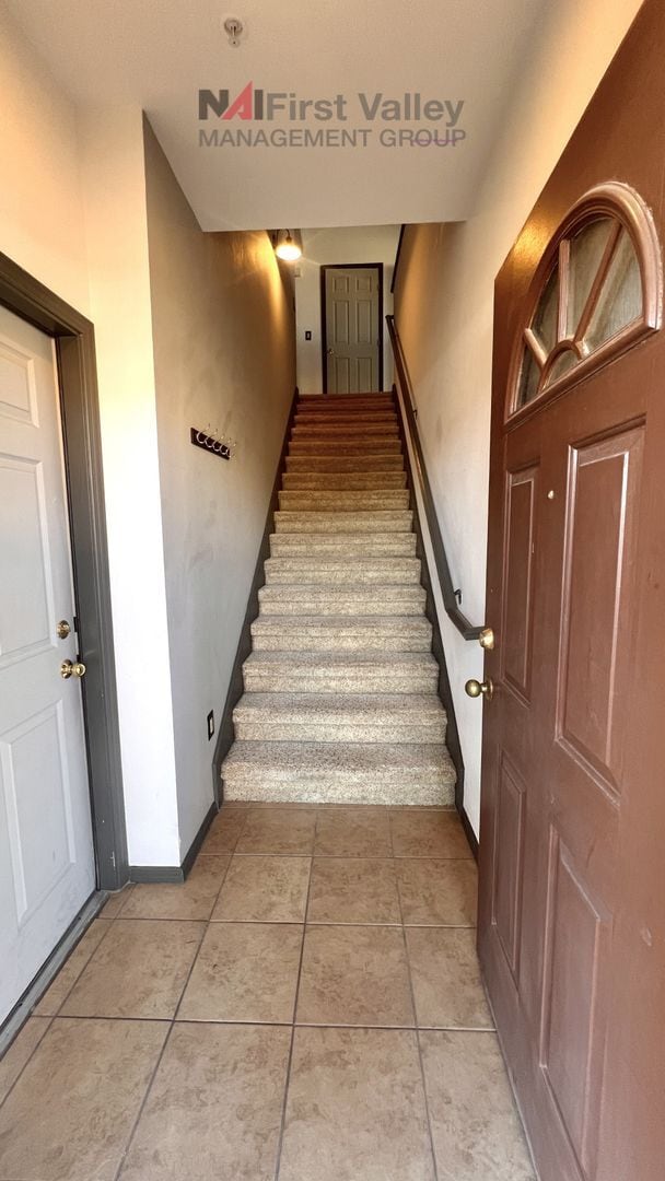 Photo - 1 Bedroom, 1 Bath with a Single Car Garage