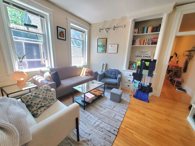 Photo - 280 Brookline St Unidad 3 Rental