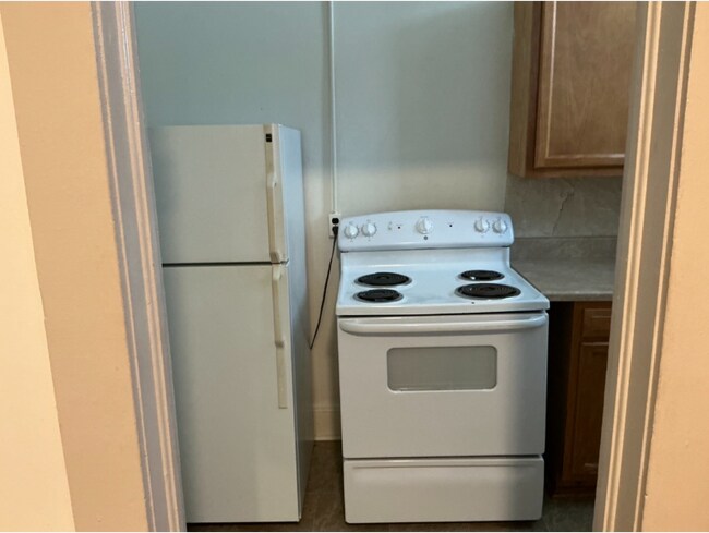 Photo - 535 Main St Unit Apartment 2