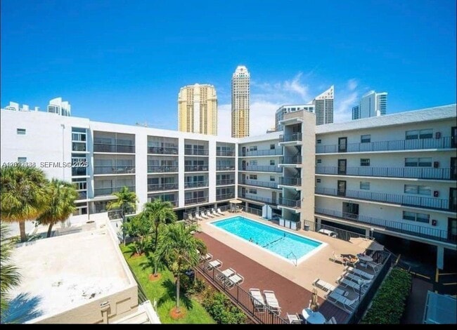 Building Photo - 201 178th Dr Unit 332