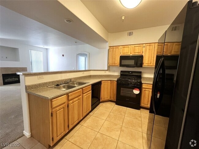 Building Photo - 5855 Valley Dr Unit 1081 Rental
