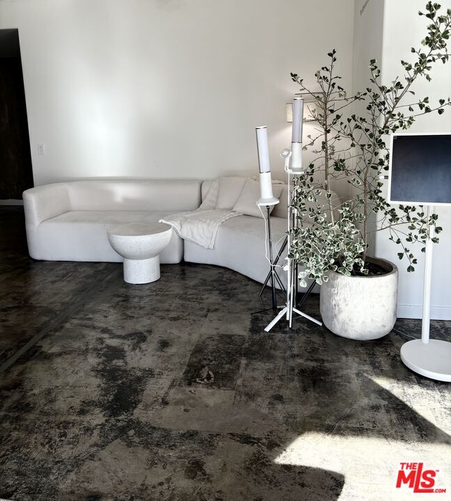 Photo - 711 S Olive St Unit 505