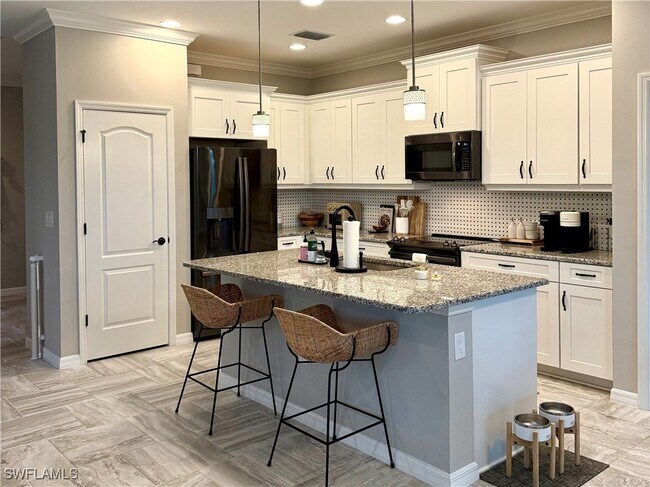 Photo - 6973 Avalon Cir Unidad 1408