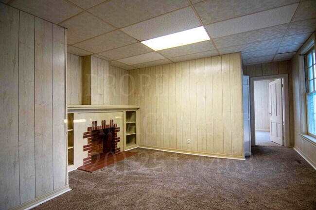 Photo - 2 Bedroom 1 and 3/4 Bath Duplex