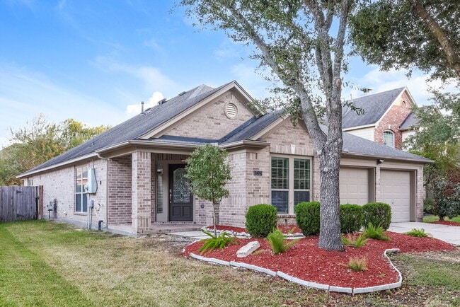 Photo - 13323 Lake Passage Ln