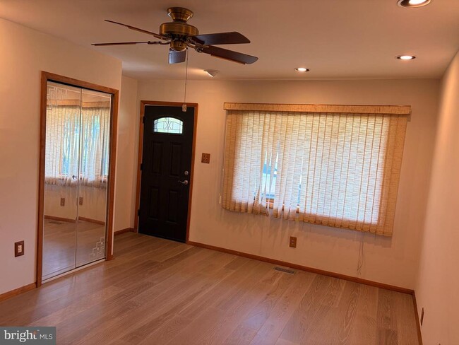 Photo - 31 Fairmount Dr