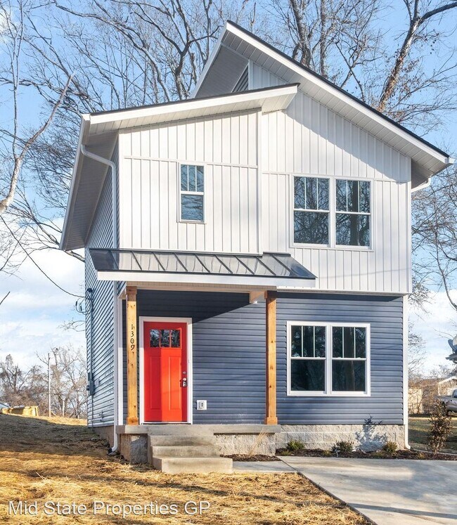 Photo - 3 br, 2.5 bath House - 1309 Poplar Ct.