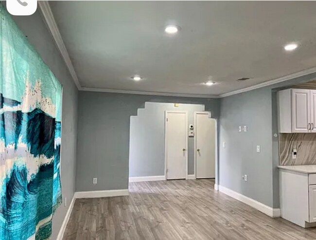 Photo - 2337 37th St S