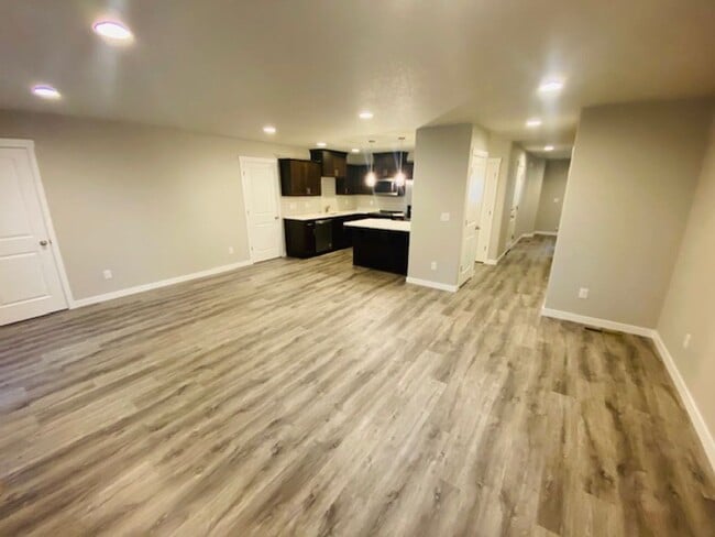 Photo - Beautiful Newer Home in Terrific Salmon Creek Location