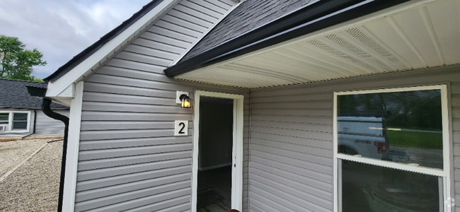 Building Photo - 14572 N Saginaw Rd Rental