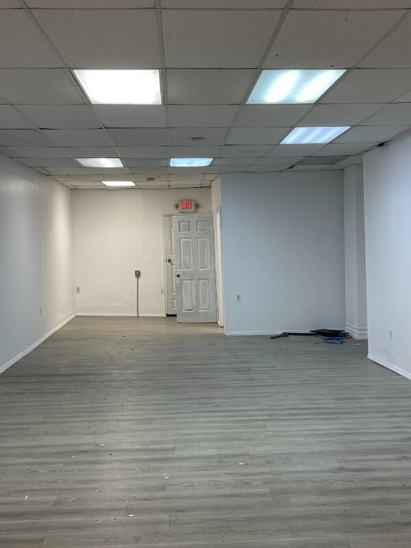 Photo - 357 Avon Ave