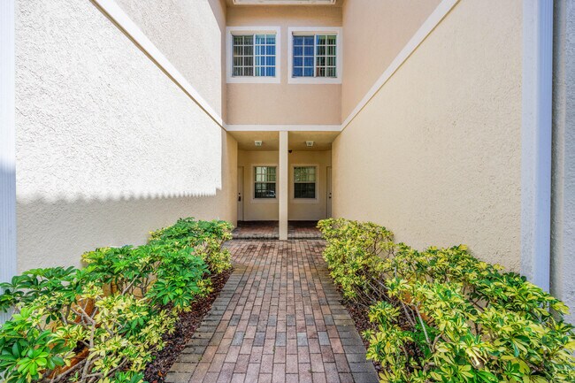 Photo - 5441 Via Delray Blvd