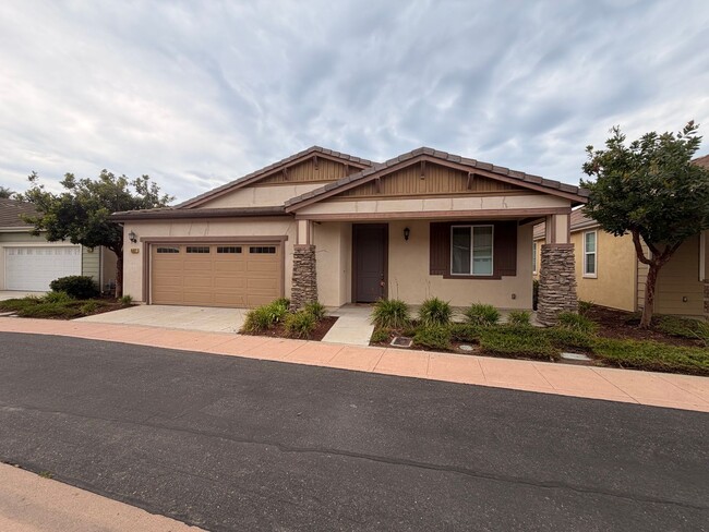 Building Photo - 2457 Parkland Way