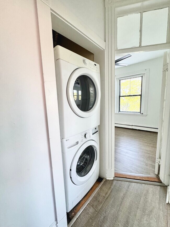 Photo - 1510 Tremont St Unit 3