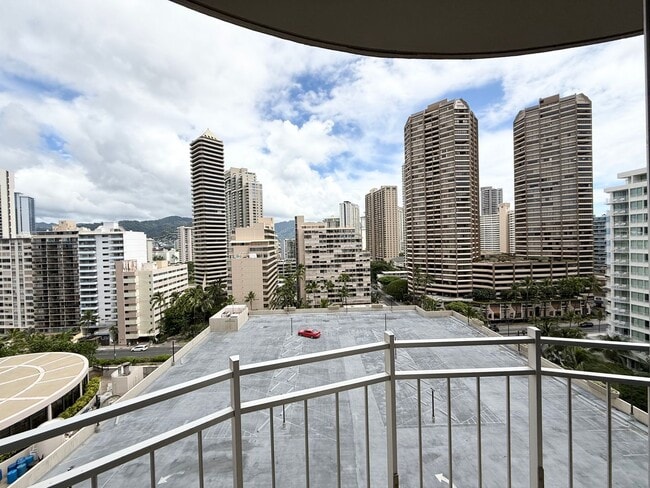 Photo - Waikiki - Ilikai Marina - Fully furnished studio