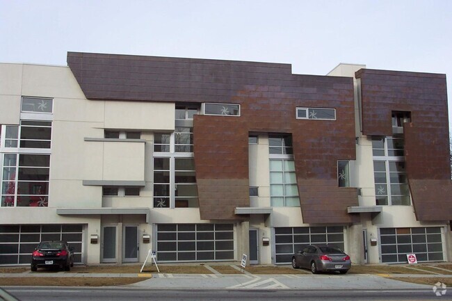 Building Photo - 1136 Ponce de Leon Ave NE Unit 1 Rental