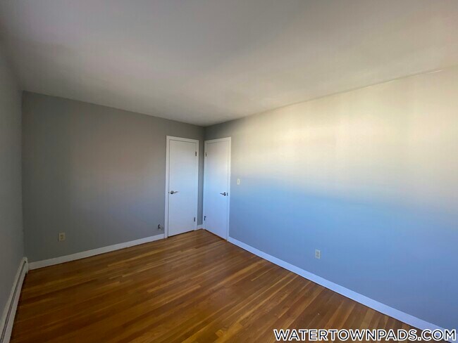 Photo - 14 Riverside St Unit 3