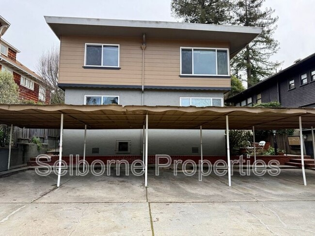 Building Photo - 150 Monticello Ave