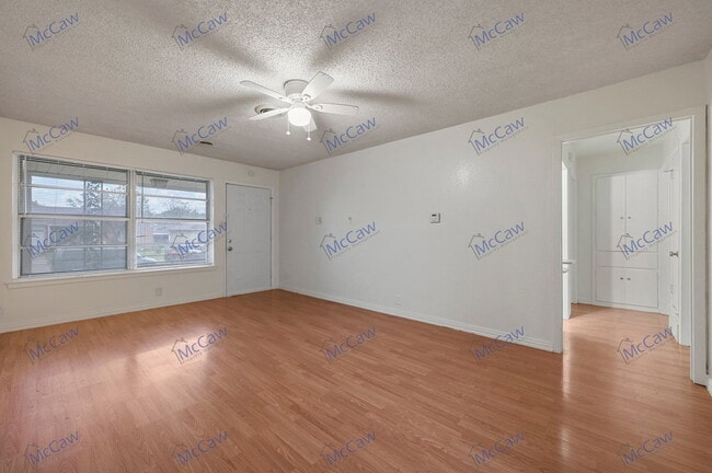 Photo - 3532 Hilton Dr