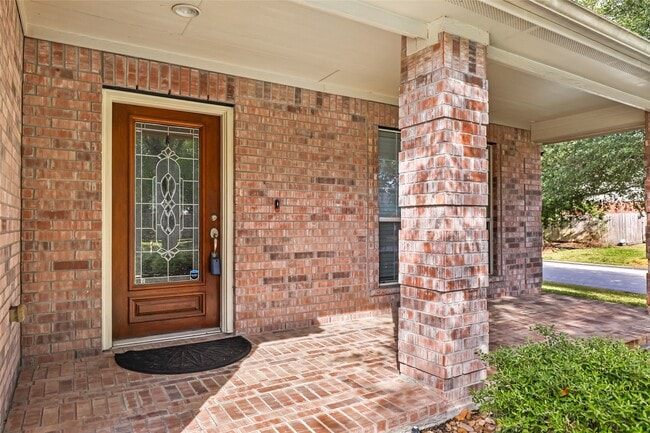 Photo - 20787 Oakhurst Park Dr