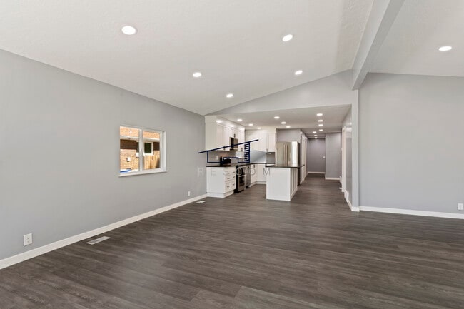 Photo - 2060 Jefferson Ave