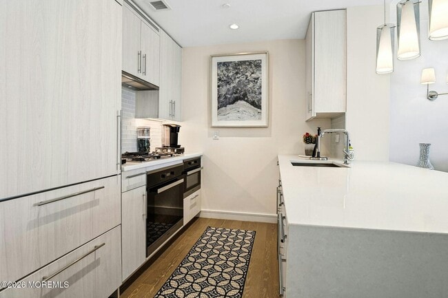 Photo - 20 Melrose Terrace Unit 401