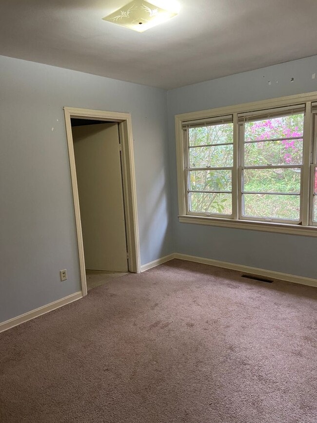 Photo - 1315 Azalea Dr