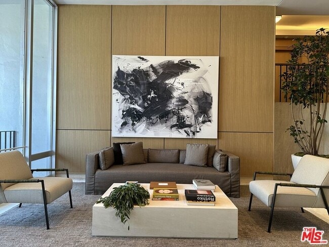 Building Photo - 999 N Doheny Dr Unit 904